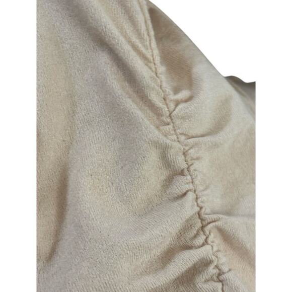 ASTR cream Encino Ruched top, small, romantic, feminine, flirty, date night - Picture 4 of 5